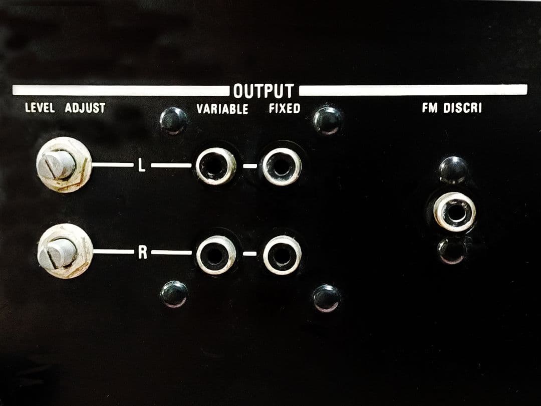 ♪　SONY　ST−4950　アナログ高級FM・AMチューナ　動作保証有り　♪