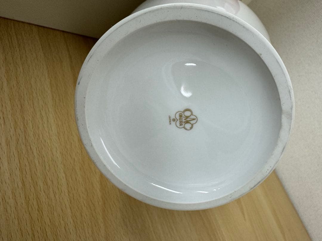 大倉陶園　金蝕ぶどう OKURA花瓶　大倉陶園花瓶　花入　花器　花瓶