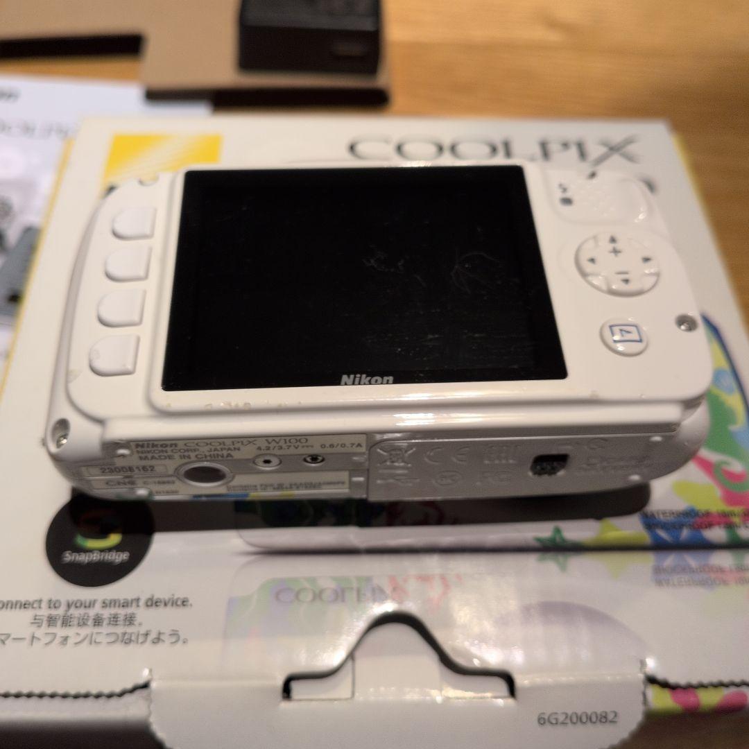 Nikon COOLPIX W100 マリン 防水 デジカメ　カメラ