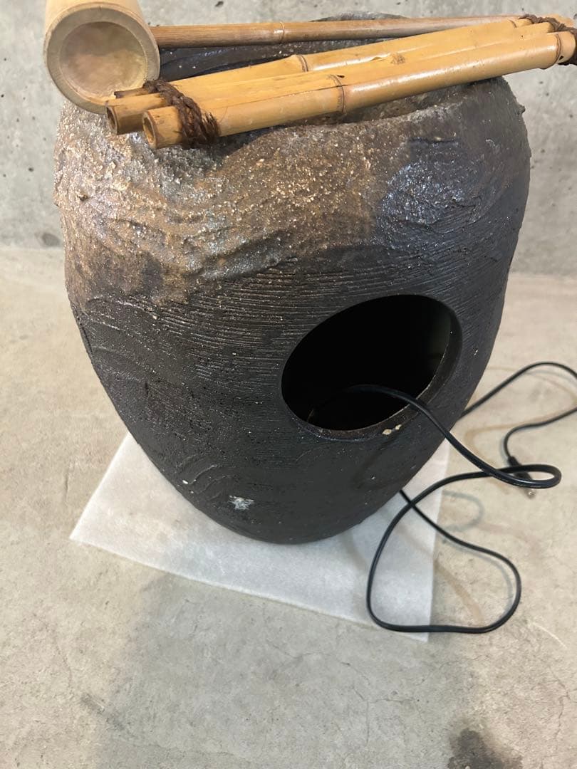 パピ子‼️信楽焼　湧き水つくばい