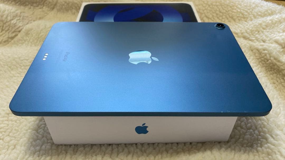 良品 iPad Air 第5世代 256GB バッテリー95% - 付属品完備