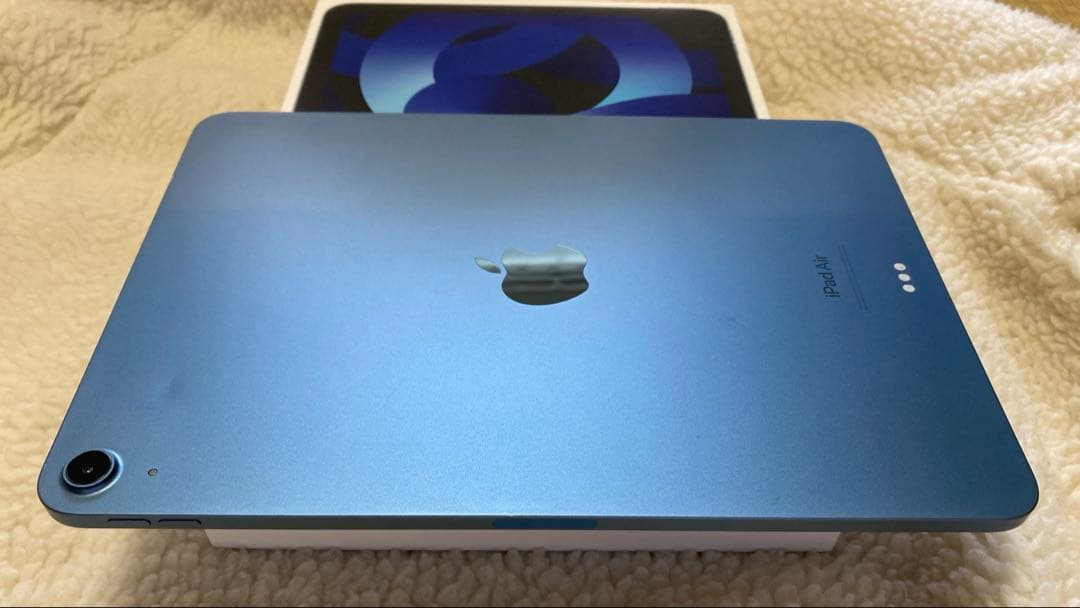 良品 iPad Air 第5世代 256GB バッテリー95% - 付属品完備