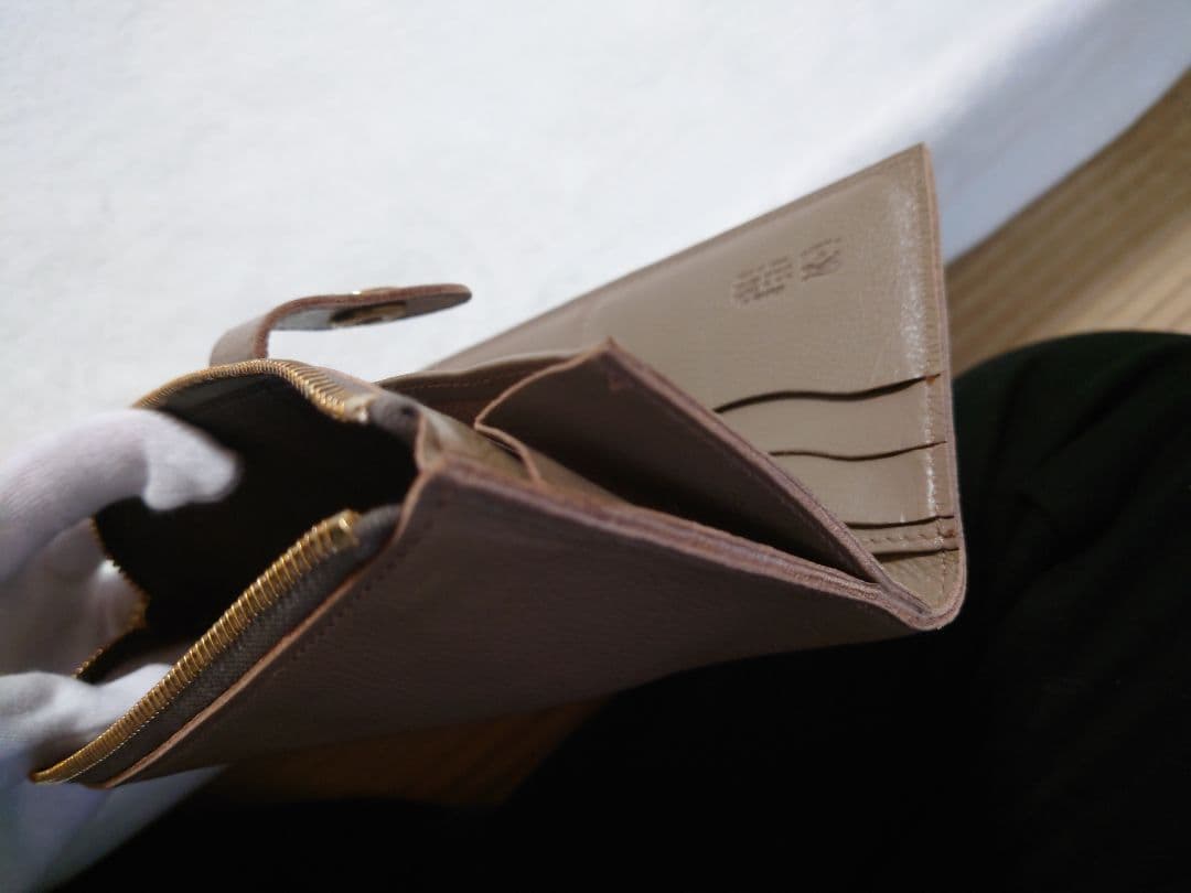 IL BISONTE イルビゾンテ レザー 二つ折り 長財布 美品 伊製