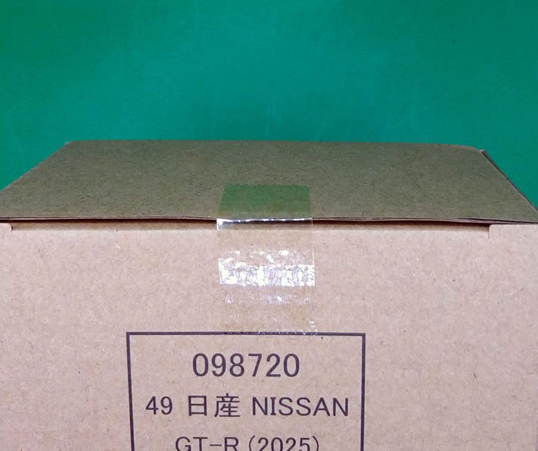 トミカプレミアム 日産 NISSAN GT-R (2025) 発売記念 12 台