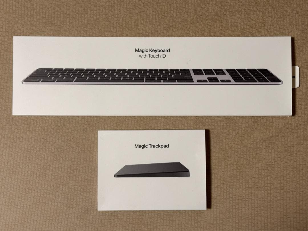 Mac mini（+ Magic Keyboard & Trackpad）