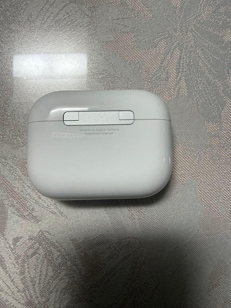 美品！AirPods Pro 3 充電ケース付き