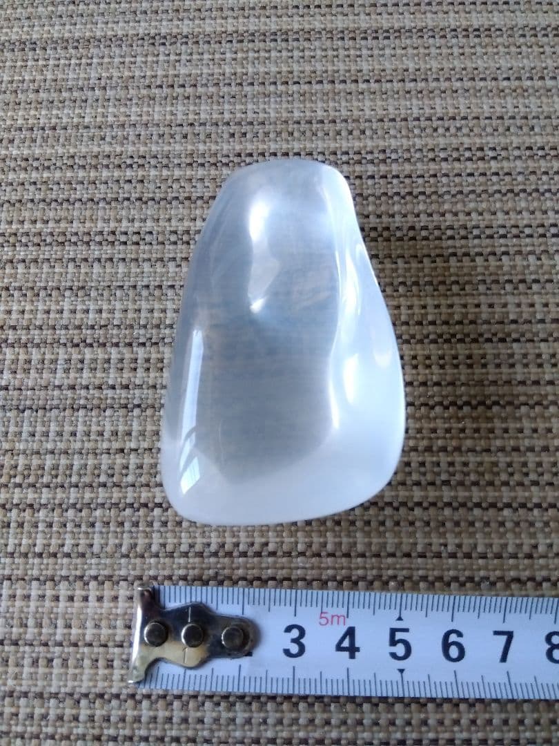 メタモルフォーゼスクォーツ大きめ177g