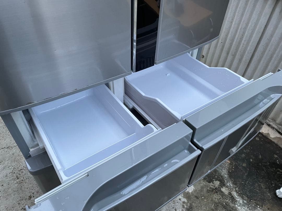 近隣配達可能　日立　441L 真空チルド　6ドア冷蔵庫　R-F440F