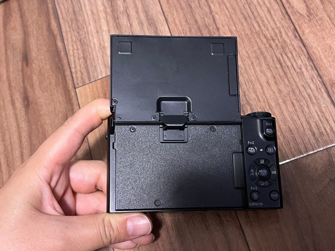 コンデジPanasonic LUMIX LX9