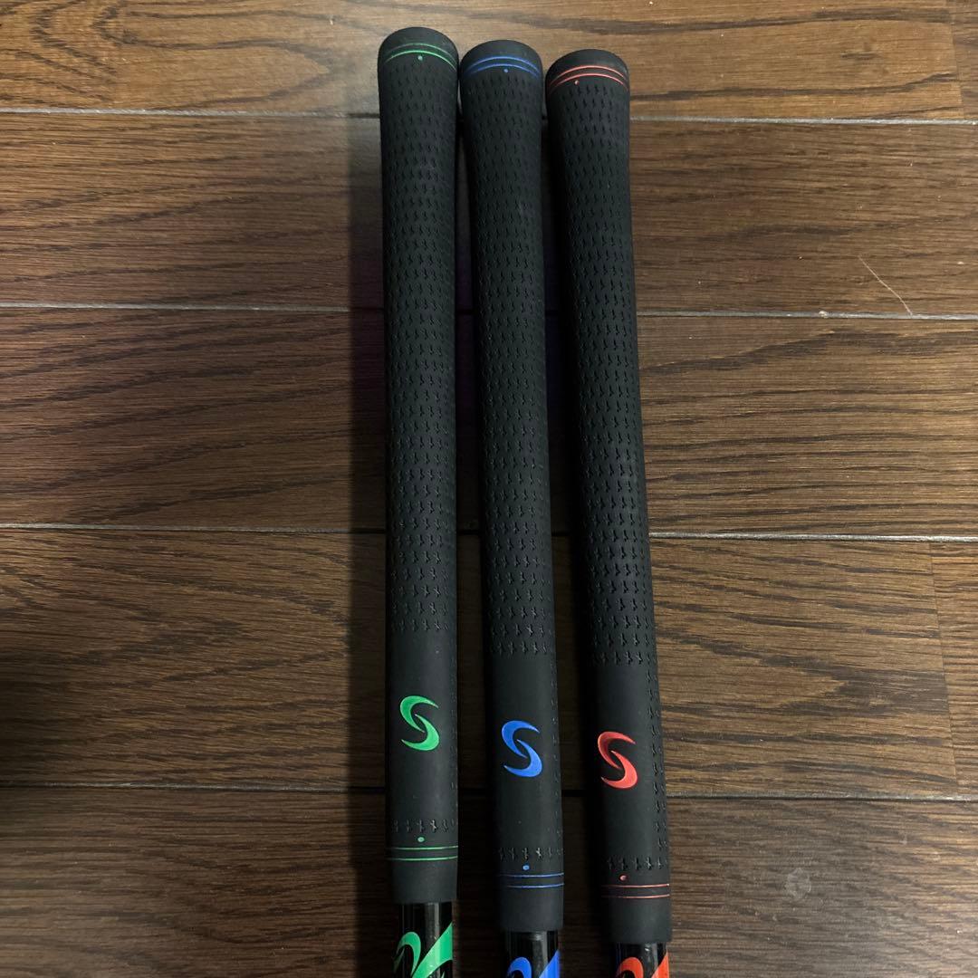 スーパースピード　飛距離アップ　ゴルフ用グリップ付き練習器具 3本セット