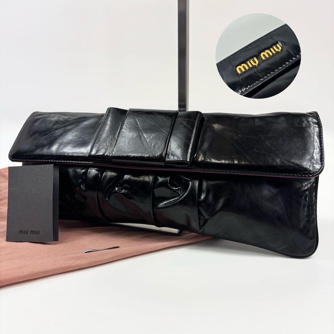 ミュウミュウ リボン クラッチバッグ ポーチ 赤　紫 パテントレザー ギャザー