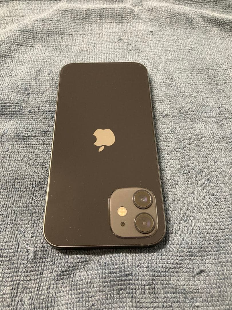 Apple iPhone 12 ブラック 本体 64GB