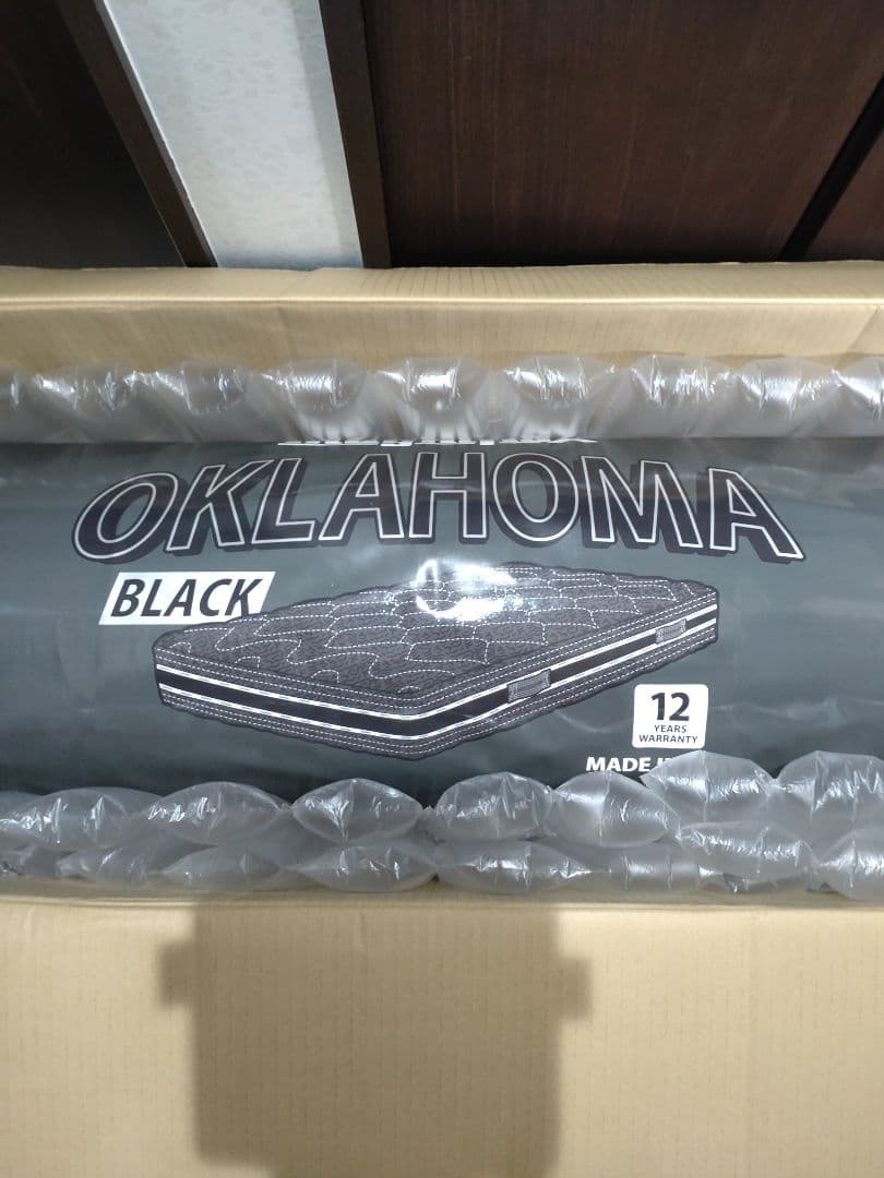 マニフレックスオクラホマシングルマットレス！ブラック新品未使用大幅値下げしました