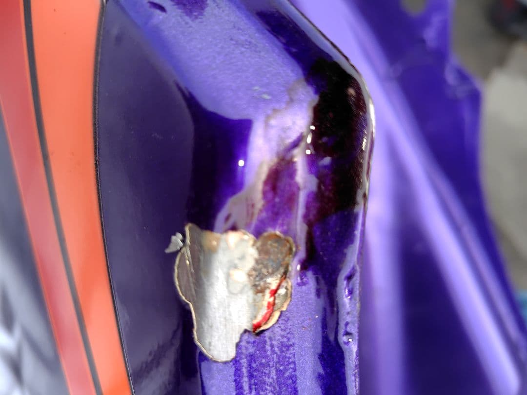 HONDA 　CB750F タンク　コック付