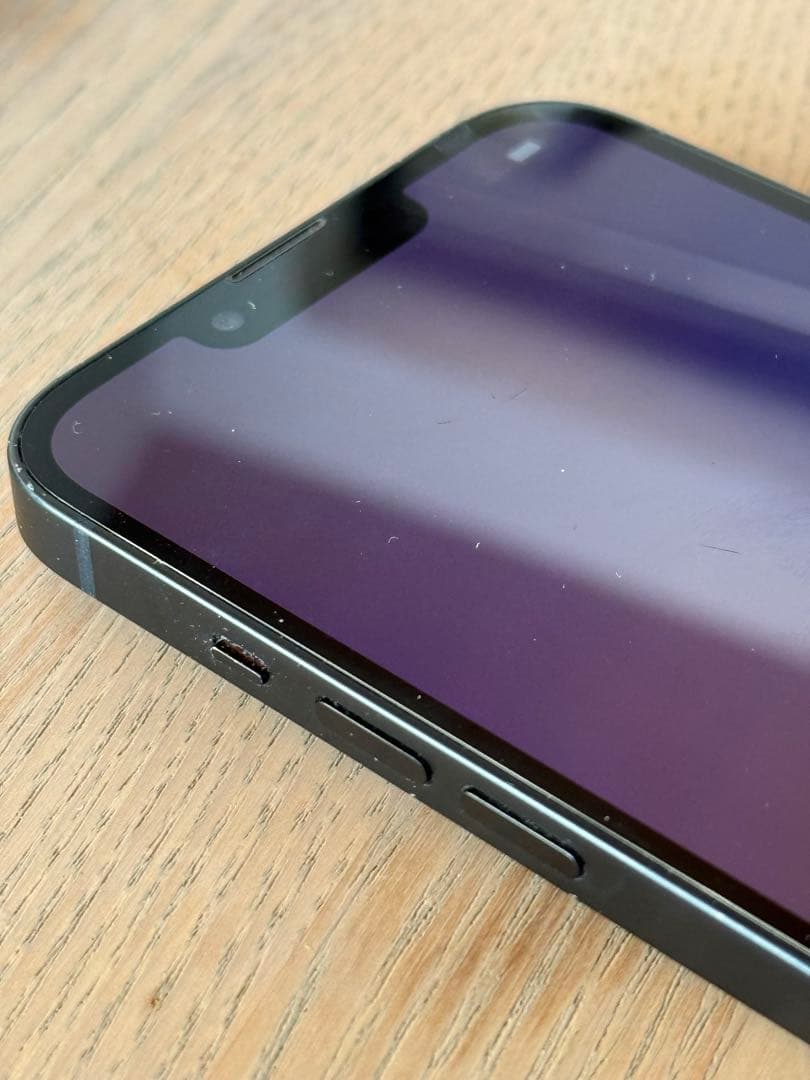 海外版 iPhone 13 128GB 中古　バッテリー100%