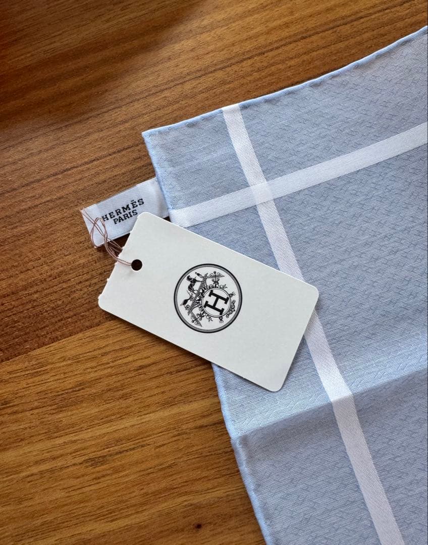 HERMES 水色 ハンカチ