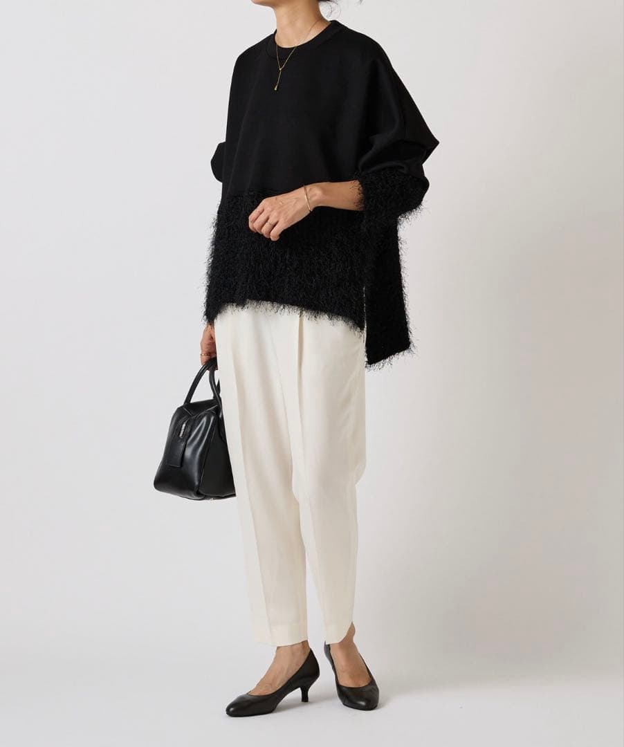 BEARDSLEY ファンシーニットコンビプルオーバー ガリャルダガランテ