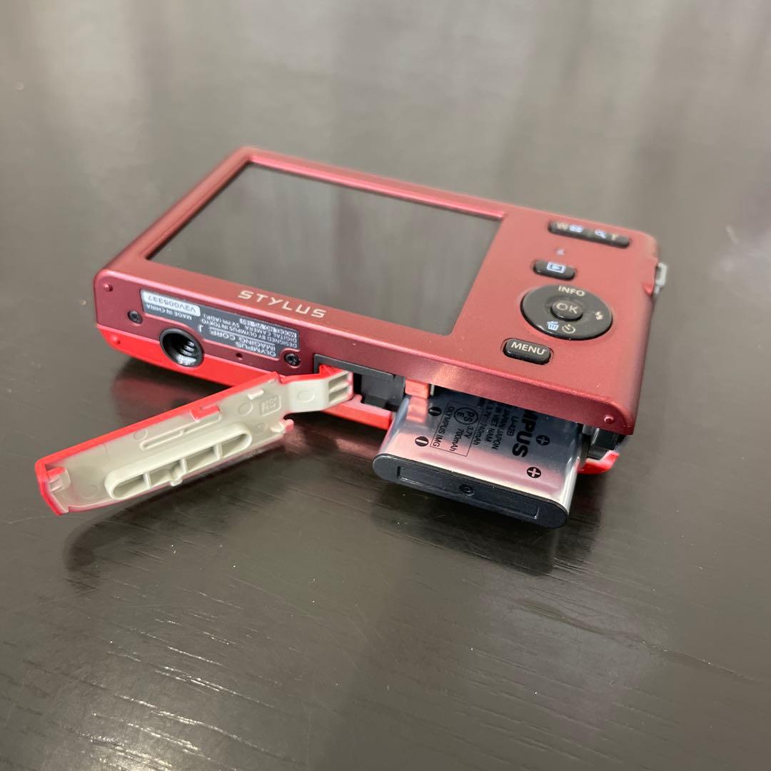 OLYMPUS STYLUS VG-180コンパクトデジタルカメラ レッド