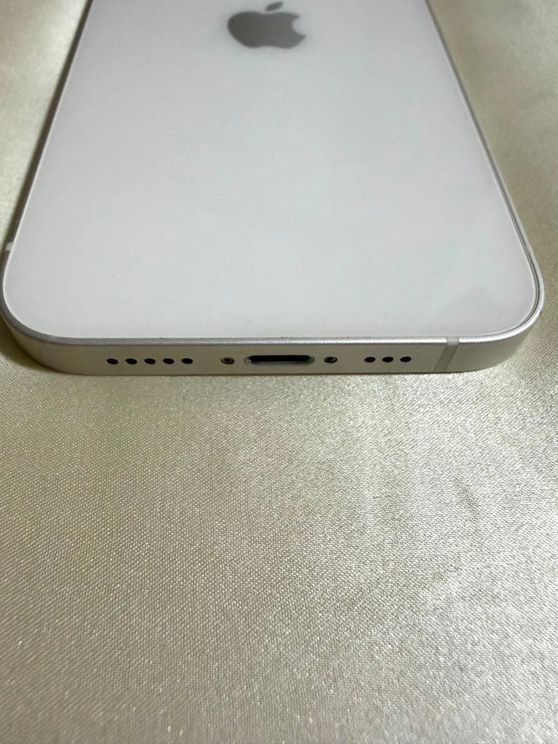 iPhone12 本体 64GB 本体 ホワイト 充電器付き