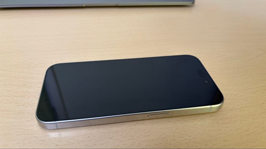 k*o様 iPhone 15 Pro ホワイトチタニウム 256GB SIMフリ