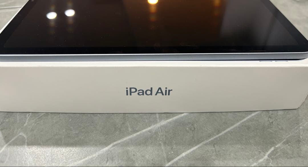 Apple iPad Air (第4世代) スカイブルー 本体