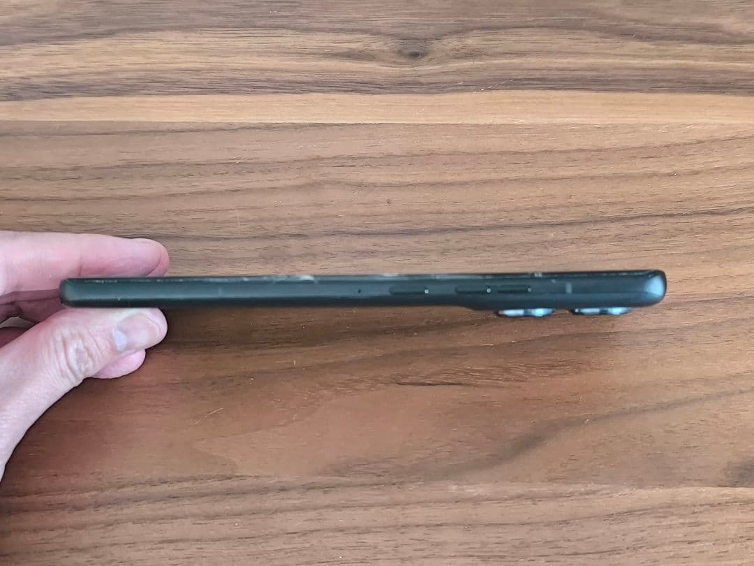 Motorola edge 50s pro Softbank 画面割れあり