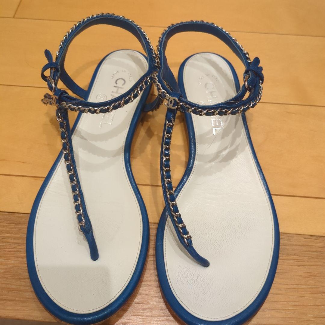 CHANEL 青 トングサンダル