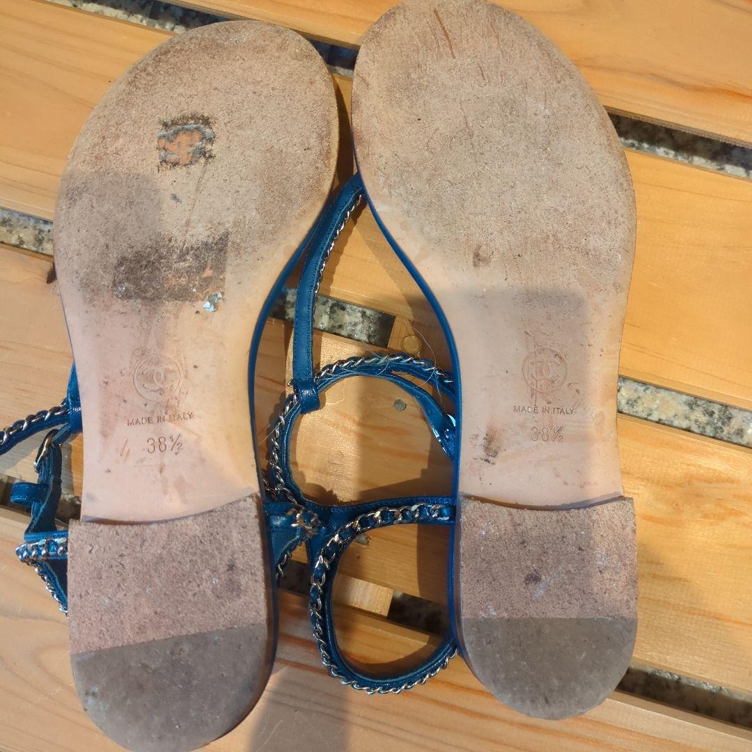 CHANEL 青 トングサンダル