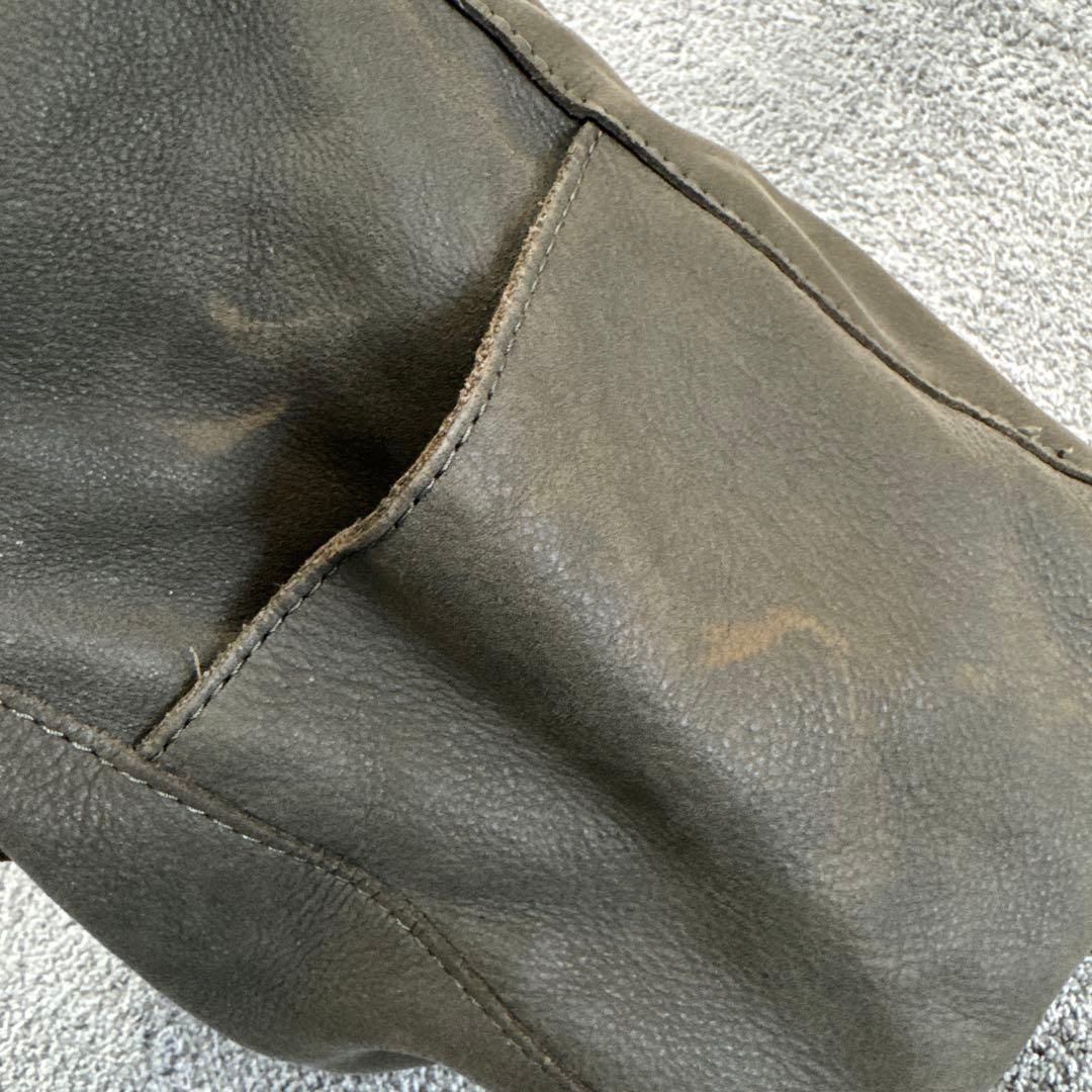 TRESトレ　00s archive y2k 平成　レザーハンドバッグ　スタッズ