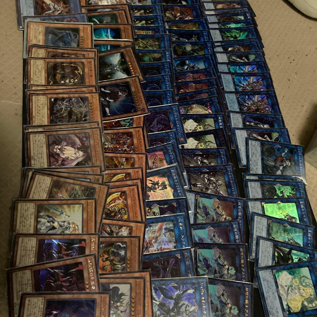 遊戯王　引退セット　コレクター用　スリーブ　プレイマット　デッキケース付き