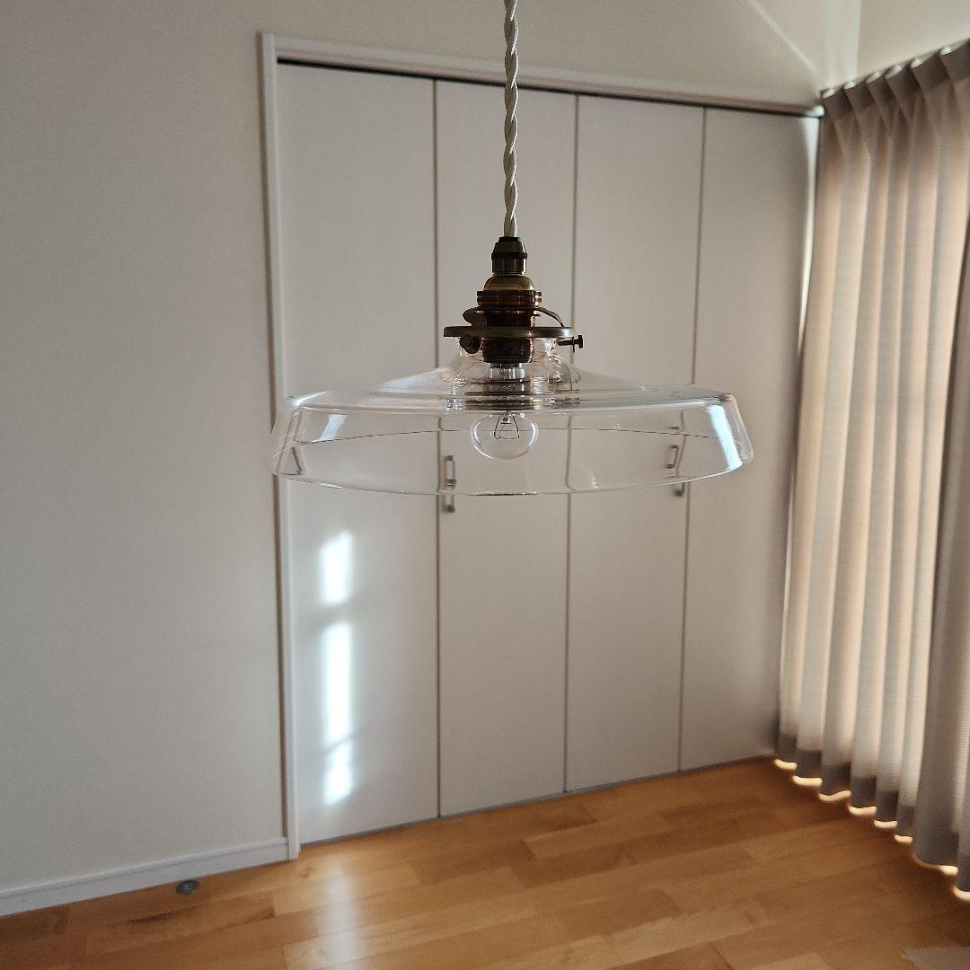 ゆうこ　蠣崎マコト　ガラス　ランプシェード