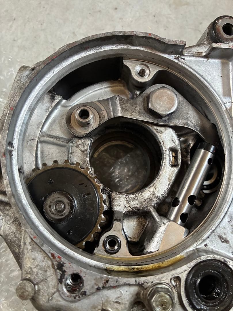 シャリー　クランクケース　防振ゴムあり　jazz流用可能