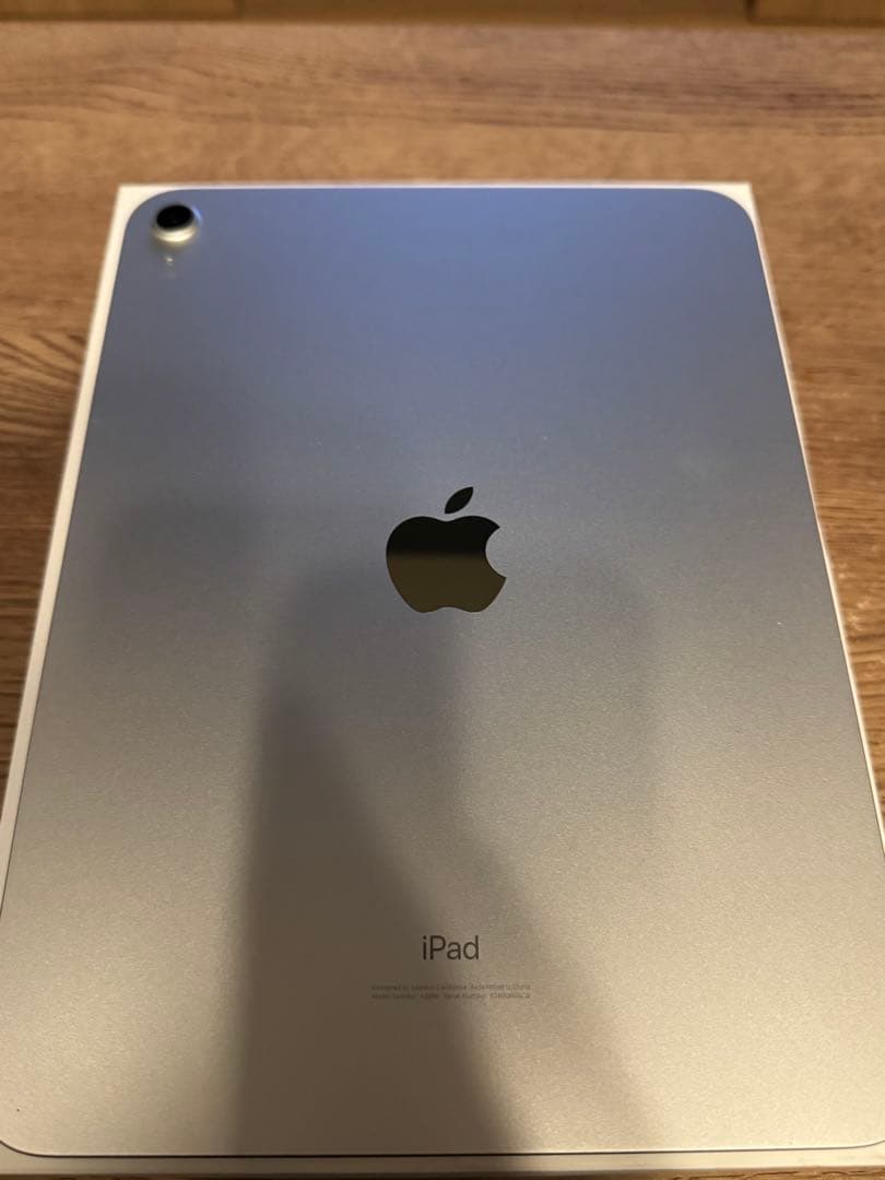 iPad 第10世代 64GB シルバー WiFiモデル