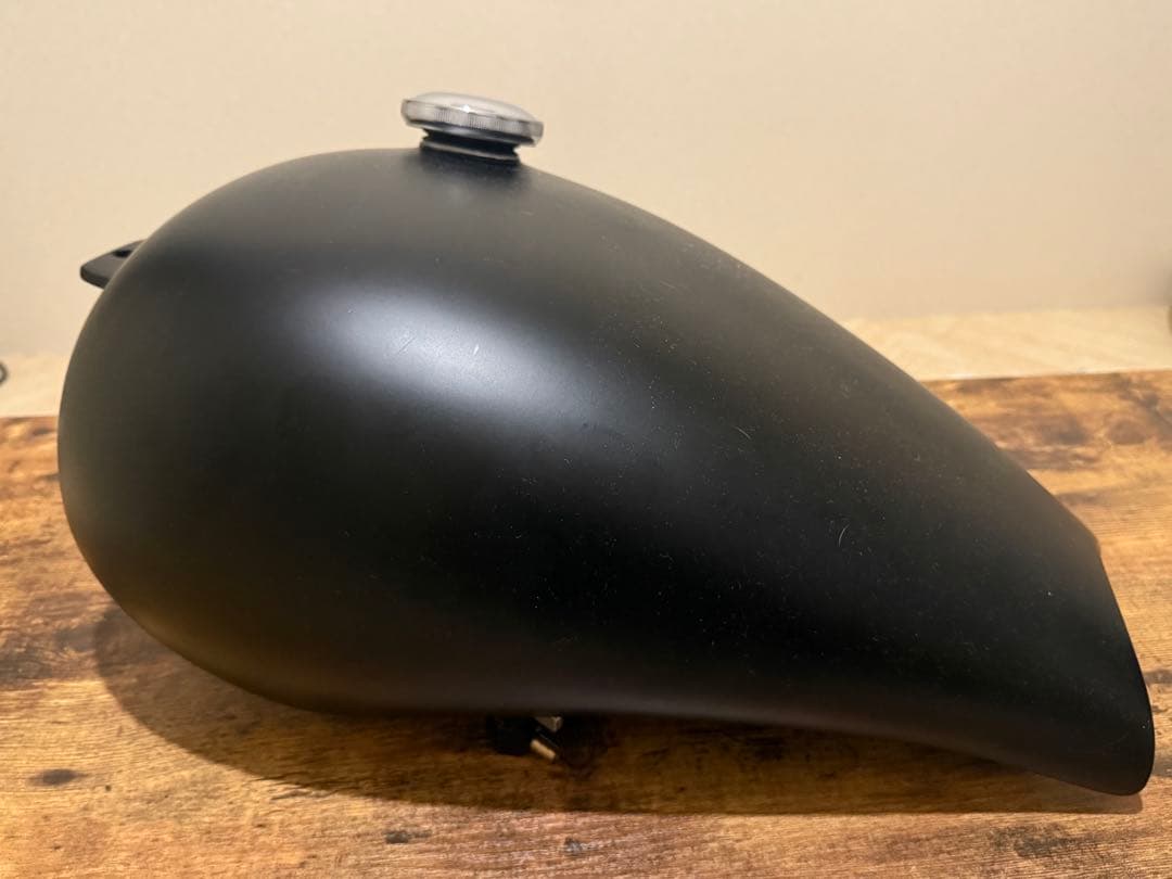 ガレージt&f ドラッグスター250 タンク　ナローストレッチタンク