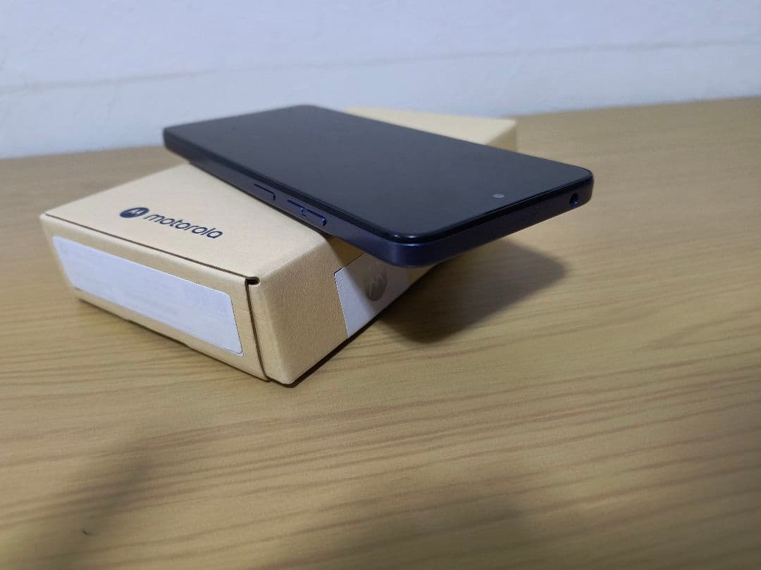 P*1様 [極美品] moto g 05 フレッシュラベンダー フィルム１枚付き