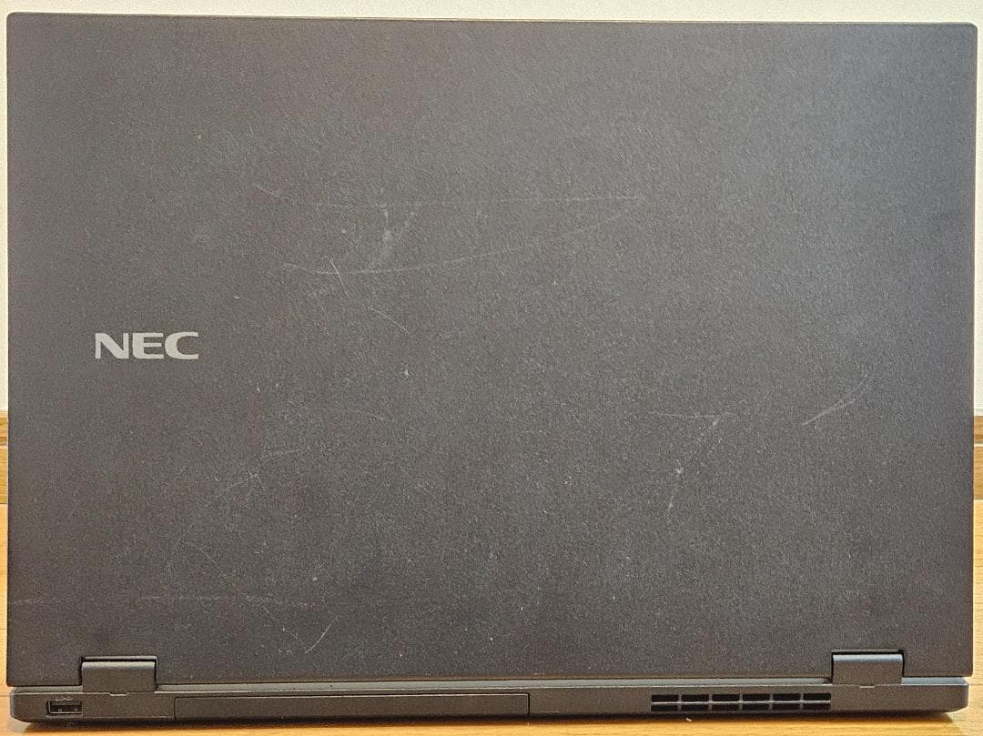 第13世代 Core i3 1315U 15.6インチ SSD256GB DVD