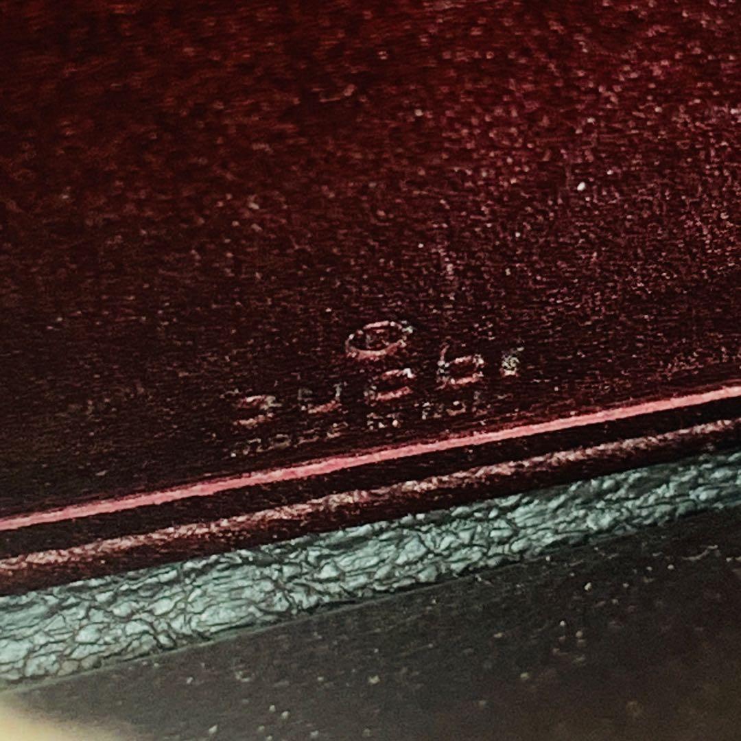 GUCCIグッチ 長財布 ラブリー/シマライン 251861 ブラウン レザー