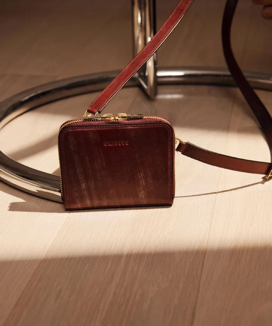 生産終了？CRAFSTO（クラフスト） ブライドルレザーネックウォレット