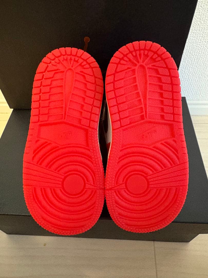 新品未使用ジョーダン1 スパイダーマン 13センチ　値下げしました！！