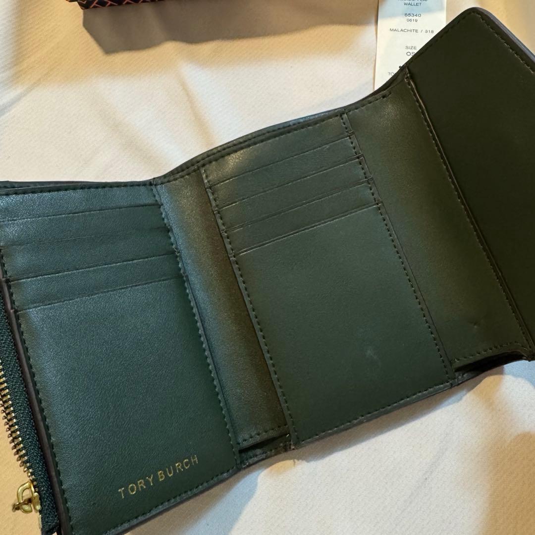 【トリーバーチ】ミニ折りたたみコンパクト財布　緑