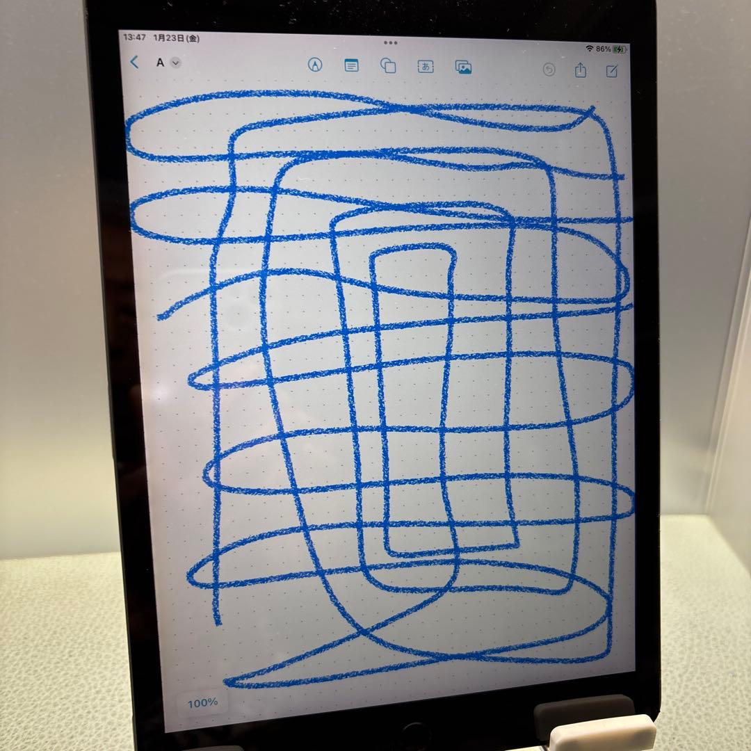 iPad 8 32G Wi-Fi＋sim.au PSEパッテリー新品100％