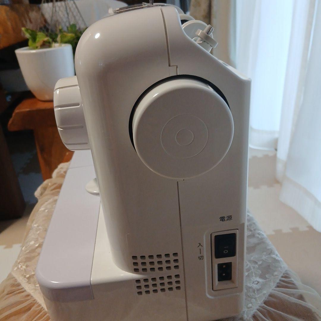 ブラザー電子ミシン(卓上)F38ーLA