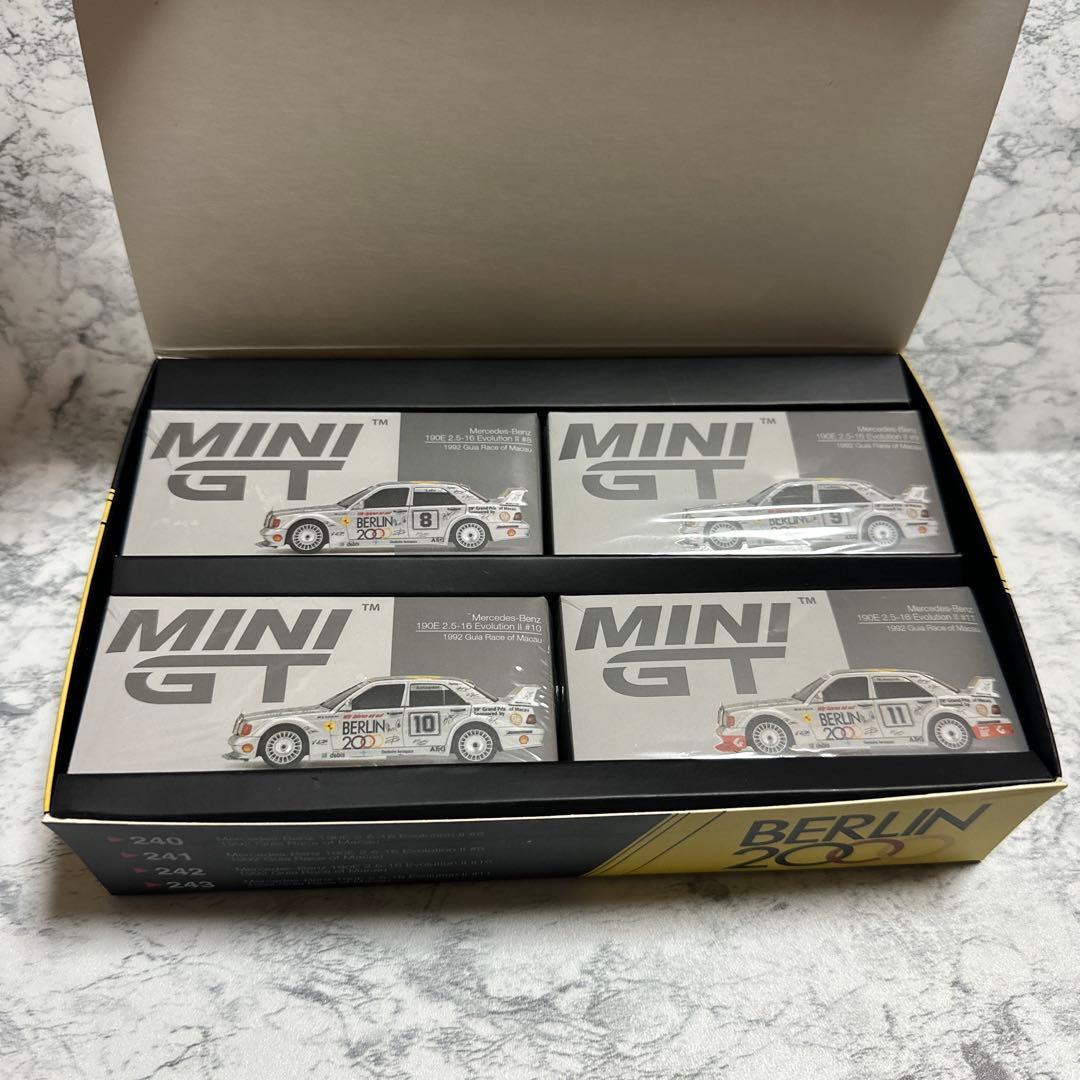 ミニカー MINI GT BERLIN 2000