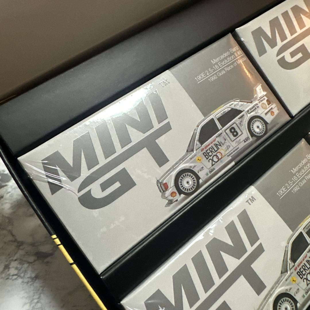 ミニカー MINI GT BERLIN 2000