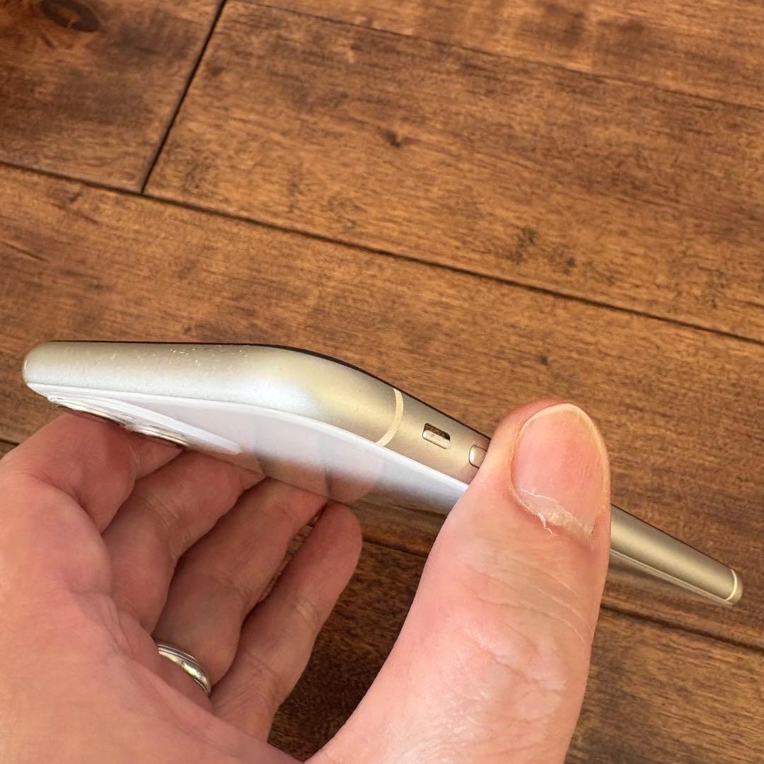 携帯電話本体 iPhone11 64GB