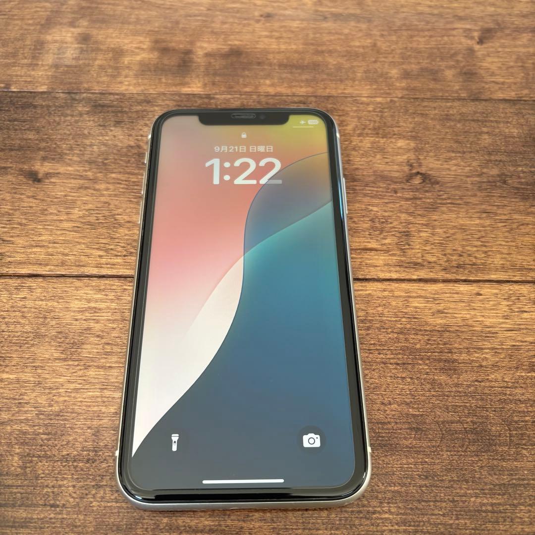 携帯電話本体 iPhone11 64GB