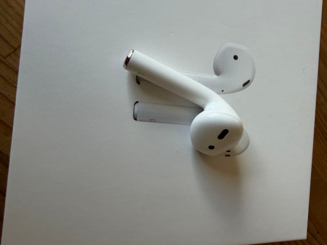 AirPods 2 左耳・充電ケースのみ