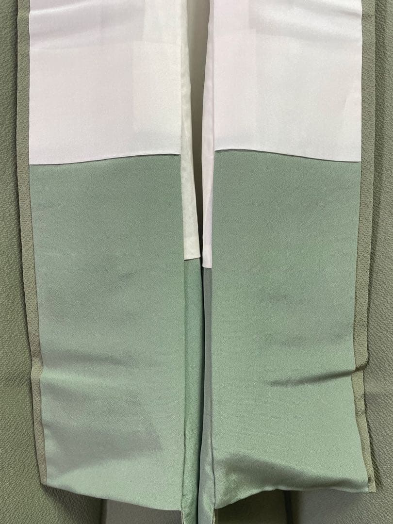 ［ 色無地 ］正絹　乳白みの緑　ちりめん　一つ紋　着物　準礼装　略礼装　作家物