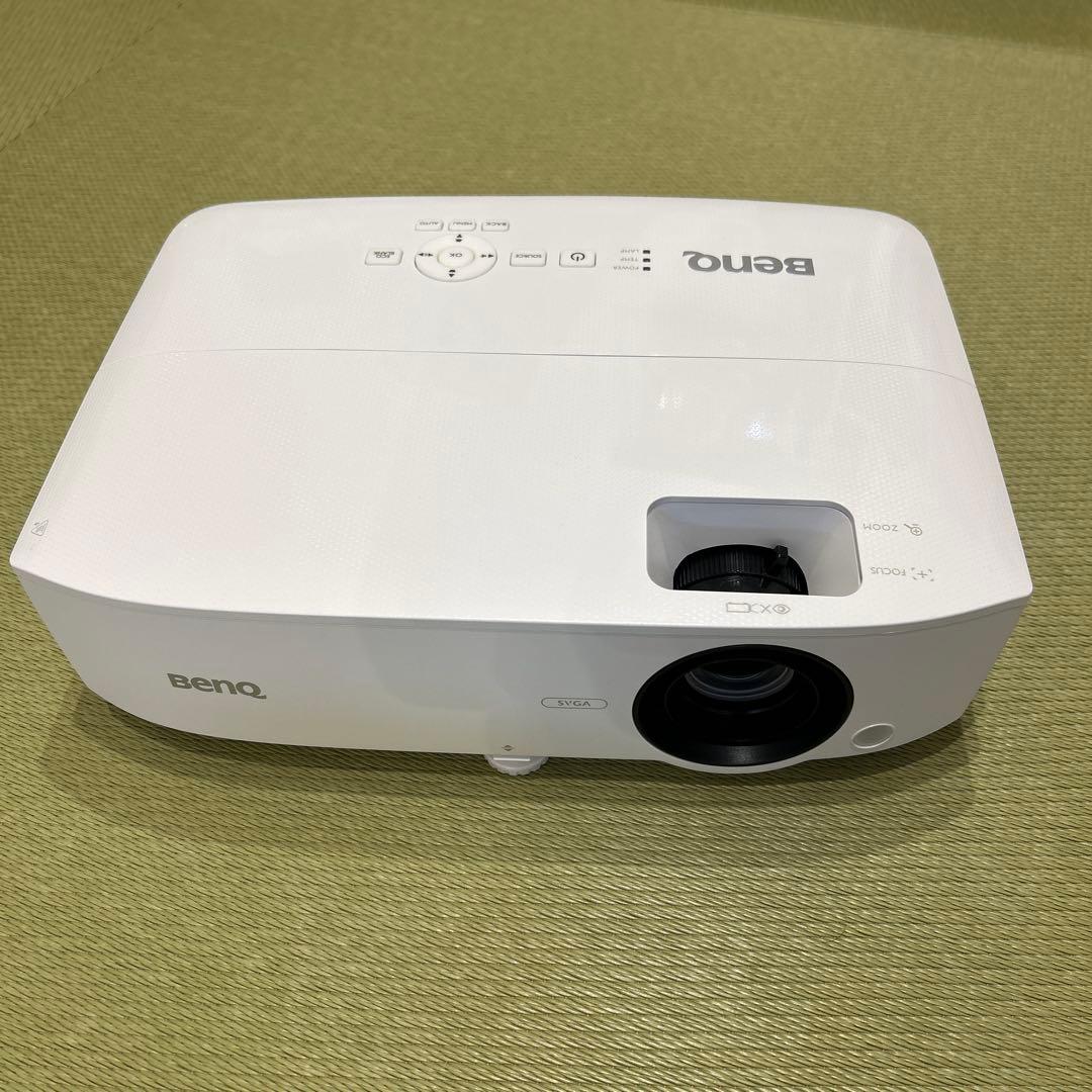 BenQ プロジェクター 本体