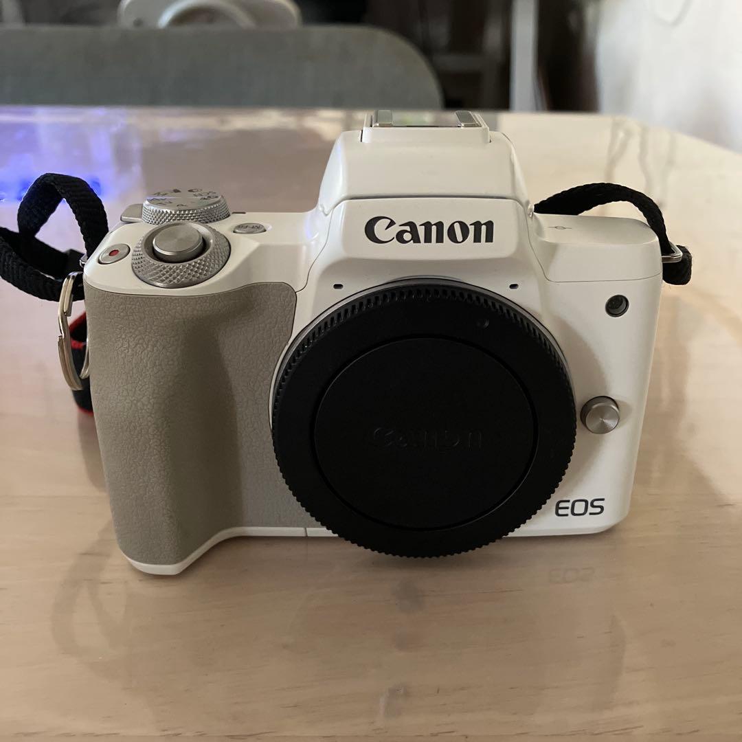 最終値下げ！【美品】Canon EOS Kiss M2 ダブルズームキット
